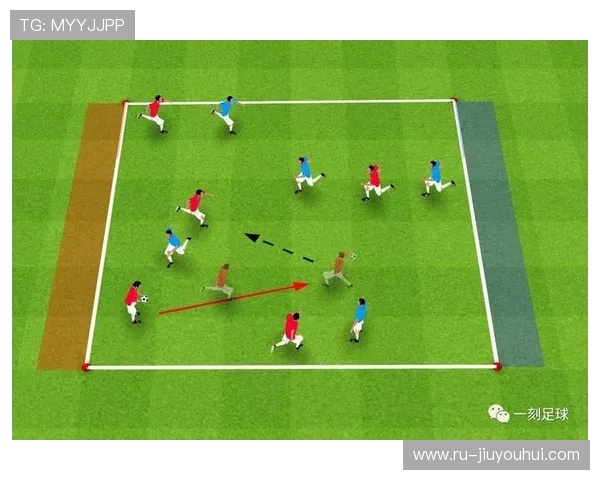 足球背人提踝技巧解析 如何提高控球能力与突破效果